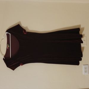 maroon velvet dress